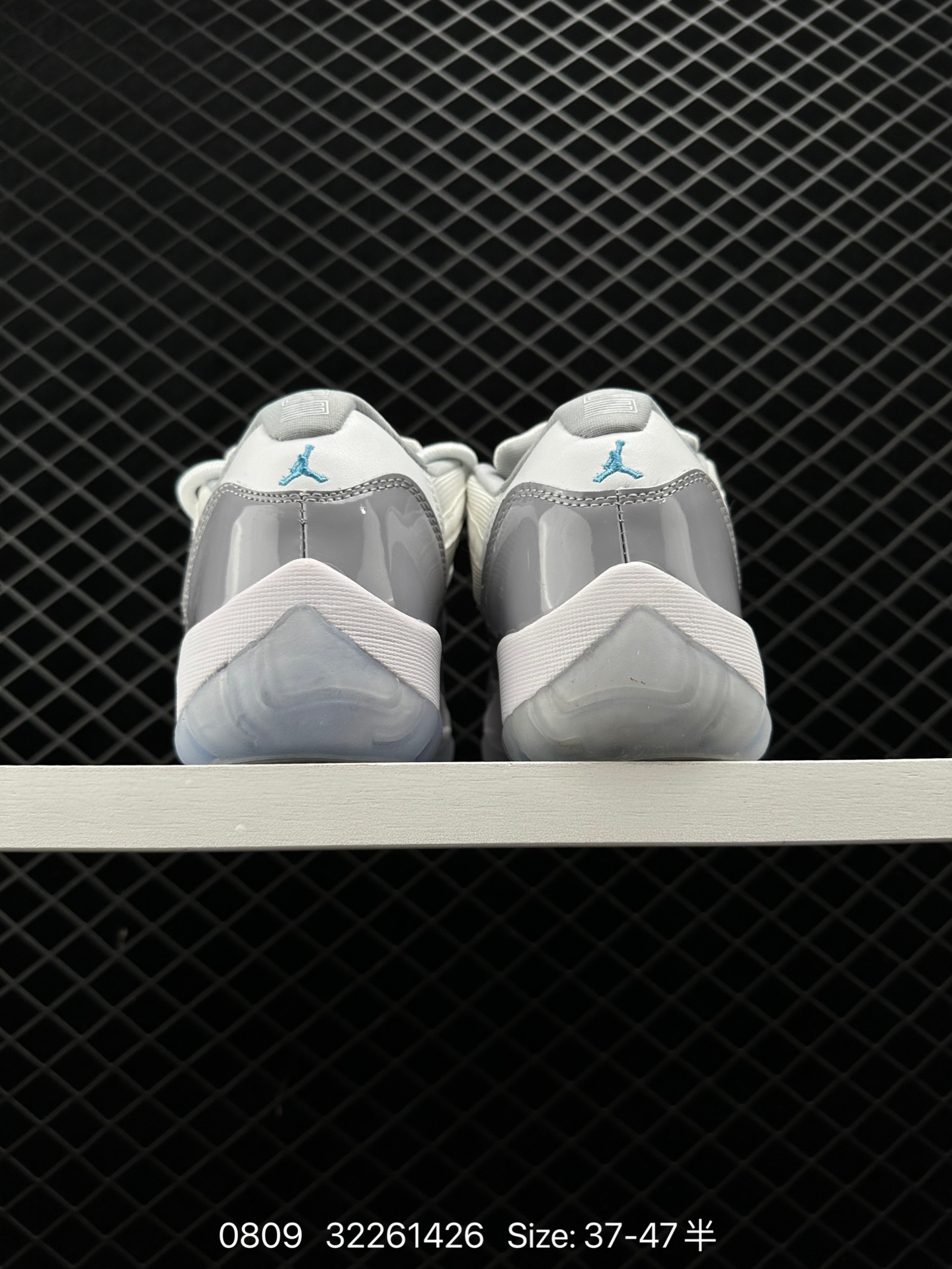 Nike Air Jordan 11 Retro Low”Concord“AJ11